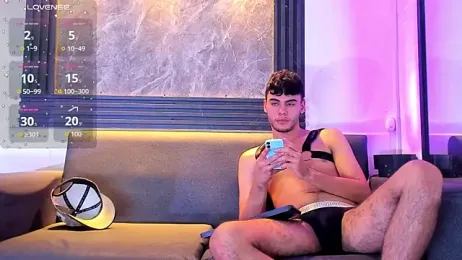 liam_genner_ webcam model stream image