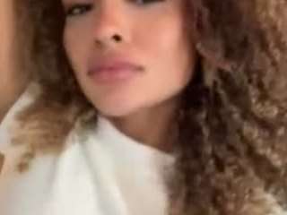 emmawilliams1 webcam model stream image
