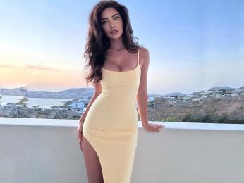 Olivia webcam model stream image