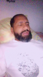 Cuming23 webcam model stream image