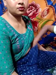 Hotcouple1100 webcam model stream image