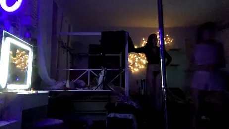 addictedtoari webcam stripchat model stream image