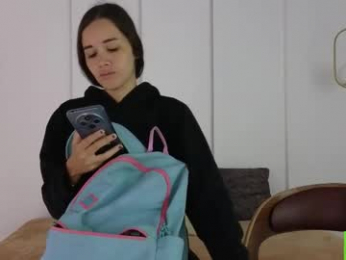 sexychanell_18 webcam model stream image