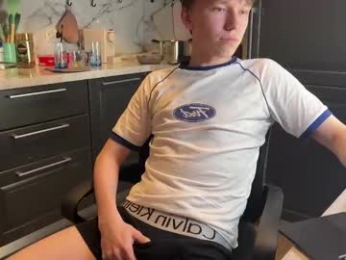 malcolm_yang webcam model stream image