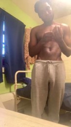 Imhomealone2 webcam model stream image