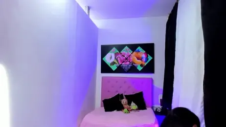 issa_kitty webcam stripchat model stream image