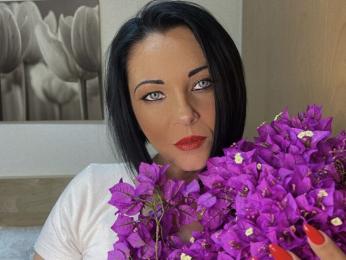 KataleyaJenifer webcam model stream image