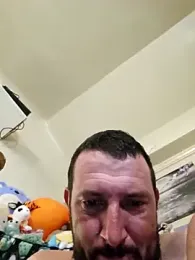 UncutHammer69 webcam model stream image