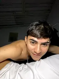 tylerhexx webcam model stream image