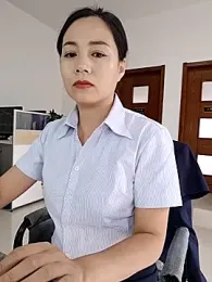 bingxin- webcam model stream image