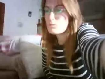 lolahueso webcam model stream image