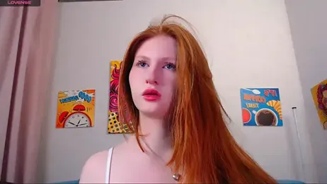 LuxXAngel webcam model stream image