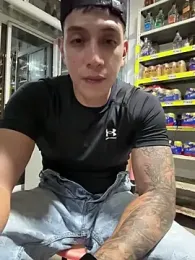 OliverWest04 webcam model stream image