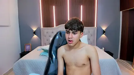 Tommy18__ webcam model stream image