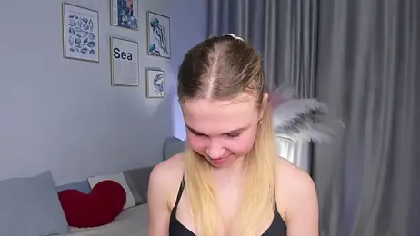 OdetteHarwick webcam model stream image