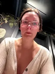 The_Snowwhitee webcam stripchat model stream image