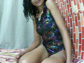 Poussie webcam model stream image