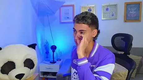 yulian_vasquez webcam model stream image