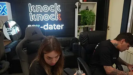 Elnonoykeila77 webcam model stream image