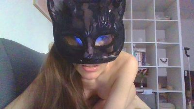 Nanahings webcam model stream image