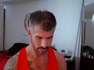 Killian &amp; Crew webcam flirt4free model stream image