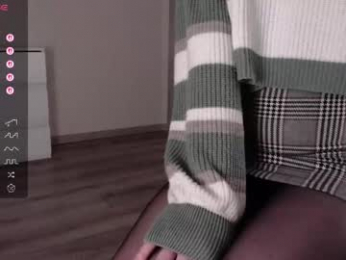 noelleneptune webcam model stream image