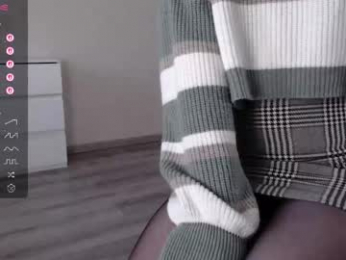 noelleneptune webcam model stream image