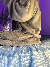 Girliemask webcam model stream image