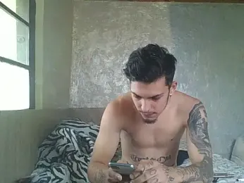 robertmrn112 webcam model stream image