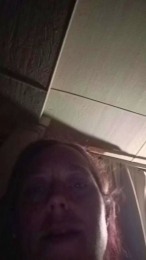 Shakymango webcam model stream image
