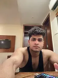 Vihaaanfucks webcam stripchat model stream image