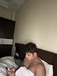 Vihaaanfucks webcam model stream image