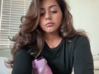 mamibrii webcam model stream image