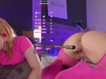 sexy_blonde_doll webcam model stream image