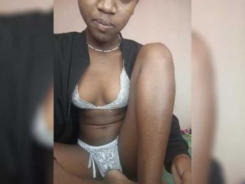 BlackGirl95 webcam model stream image