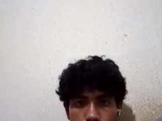 luienrimonroygar32 webcam model stream image