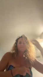 Surferchick222 webcam model stream image