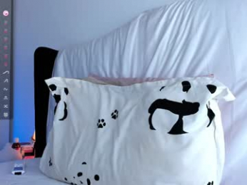 ellamilano webcam model stream image