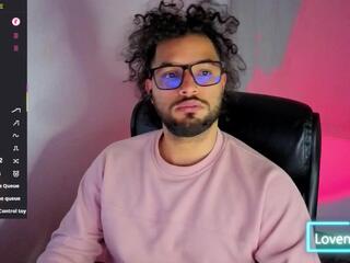 Amir Haidar webcam model stream image