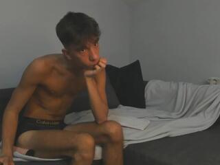 Benny Powell webcam model stream image