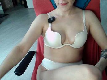 SandrsMuy webcam bongacams model stream image