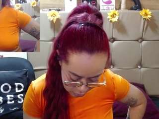 peach-moore webcam model stream image