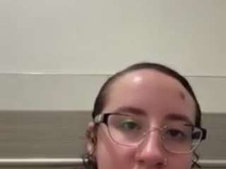 adafontaine18 webcam model stream image
