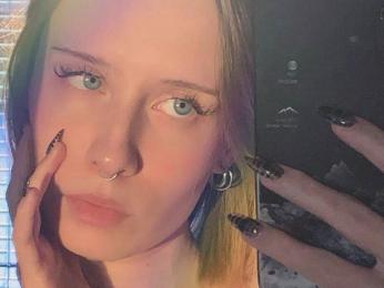 LeonilaSeedorf webcam model stream image