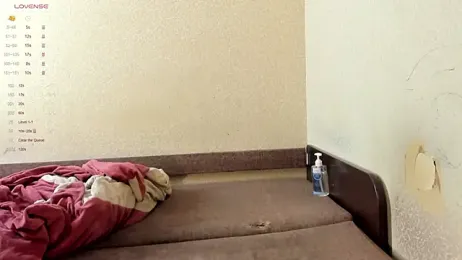 Browni_Kiss webcam stripchat model stream image