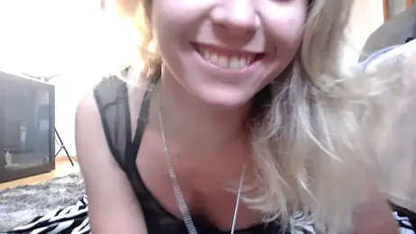 L_Sofia webcam model stream image