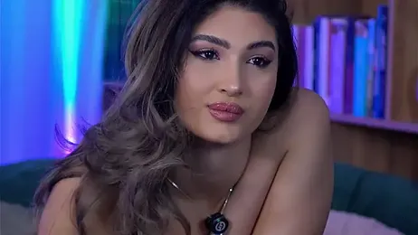 SarahPeach8 webcam model stream image