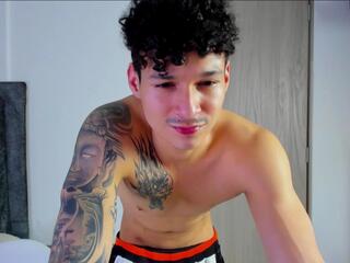 Morthy D webcam model stream image
