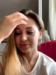 22prettycherry webcam model stream image