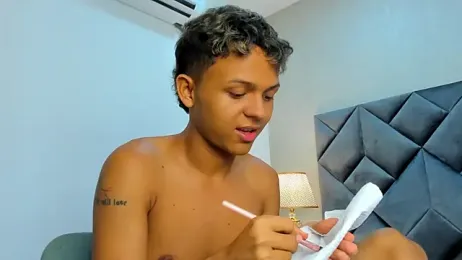 Lucien_Gray_ webcam model stream image